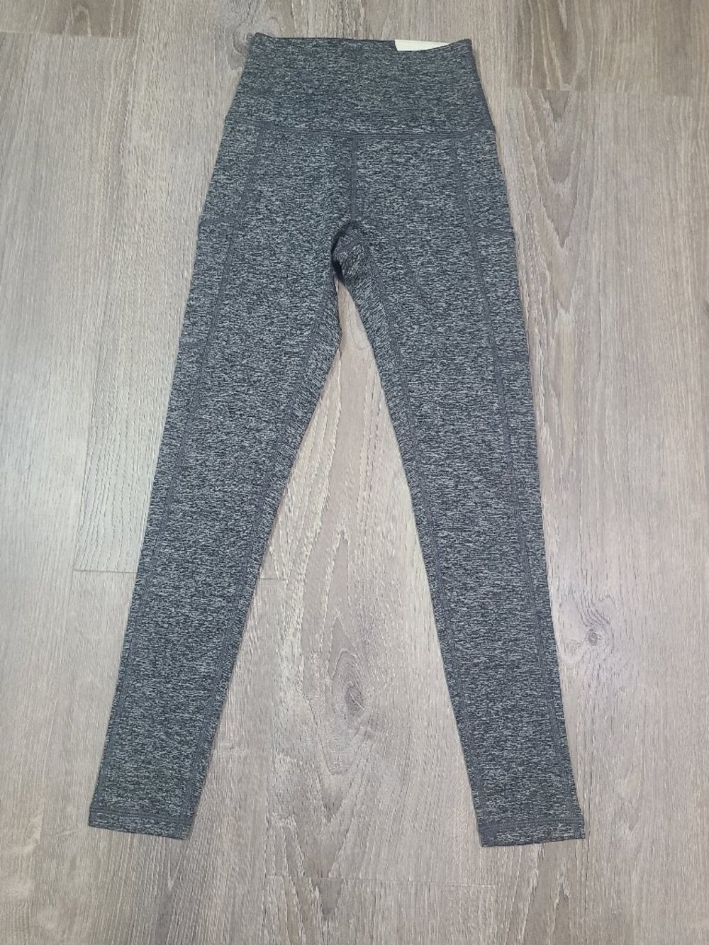 OFFLINE by Aerie Heathered Gray High Waisted Warm Up Leggings Sz Small Short NWT